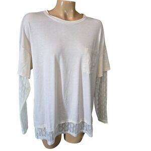 Veryj NewIn Womens Tunic Top Cream Size Small Long Sleeve Layered Lace Trim Slit